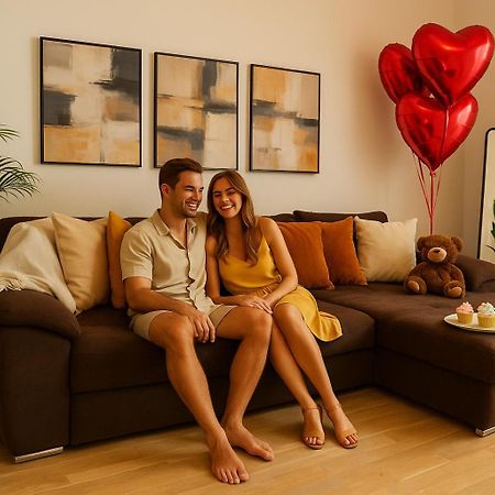 Amalia - Quiet 1Br Apartment With Parking & Wi-Fi بوخارست المظهر الخارجي الصورة